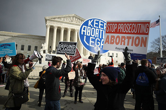 Alabama passes bill banning abortion