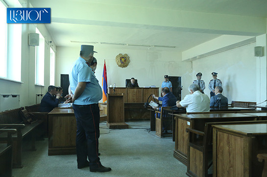 Показания Аршака Карапетяна и других будут оглашены в суде, суд отклонил ходатайство прокуроров
