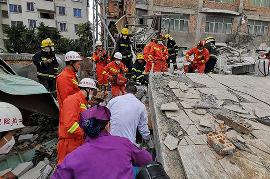 Շանհայում 10  մարդ է հայտնվել փլված շենքի ավերակներում