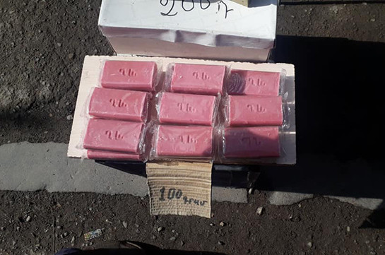 Ռազմական ոստիկանությունը պարզել  է Գյումրիում «ՊՆ» մակնշմամբ օճառների վաճառքով զբաղվող անձի ինքնությունը
