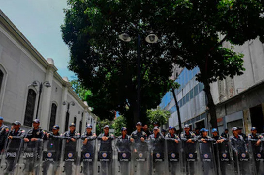 Venezuelan prison clashes leave 29 inmates dead