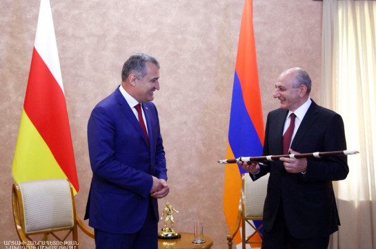 Artsakh President meets with President of the Republic of South Ossetia-State of Alania