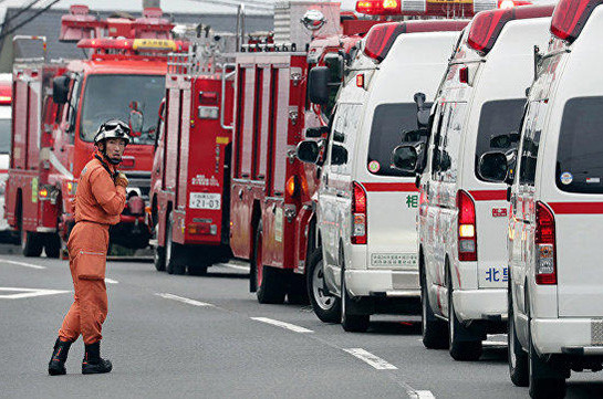 В Японии в ДТП со школьным автобусом пострадали не менее 10 человек