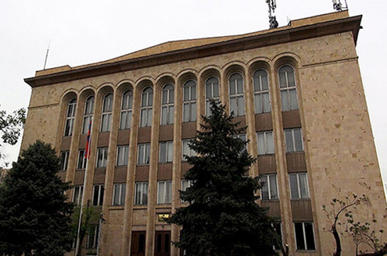 Конституционный суд продлил срок рассмотрения обращения по делу Роберта Кочаряна