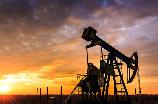 Мировые цены на нефть значительно понизились
