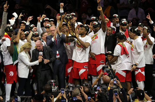 «Торонто» впервые в истории стал чемпионом НБА