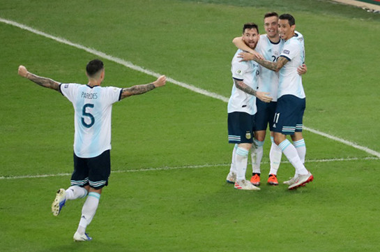 Аргентина вышла в полуфинал Кубка Америки
