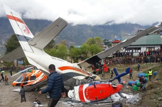 Видео смертельного столкновения самолёта и вертолёта в итальянских Альпах