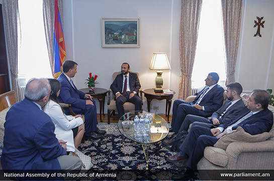 Спикер парламента встретился с представителями армянских организаций США