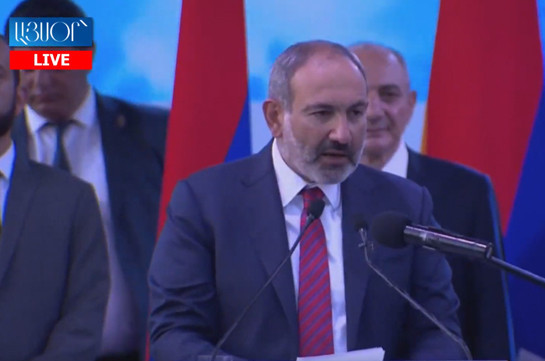 Armenia’s PM voices “Unification” slogan at Stepanakert Revival Square