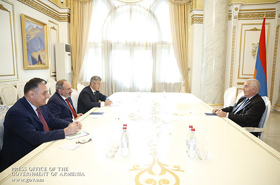 “We consider you the friend of democracy in Armenia” - PM holds farewell meeting with Piotr Switalski