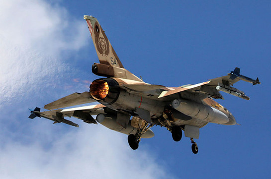 Израиль нанес удар с самолетов по сектору Газа