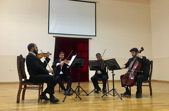 Հայաստանի պետական սիմֆոնիկ նվագախմբի երաժիշտները ելույթ են ունեցել Արցախում ծառայող զինվորների համար