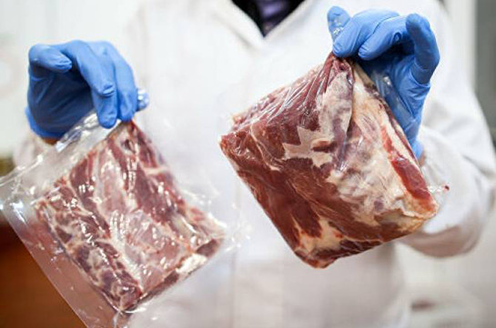 Китай решил возобновить закупки американской свинины и соевых бобов