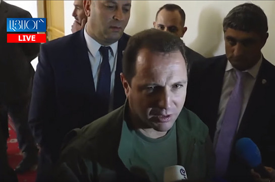 Defense minister Davit Tonoyan considers his removal from post possible