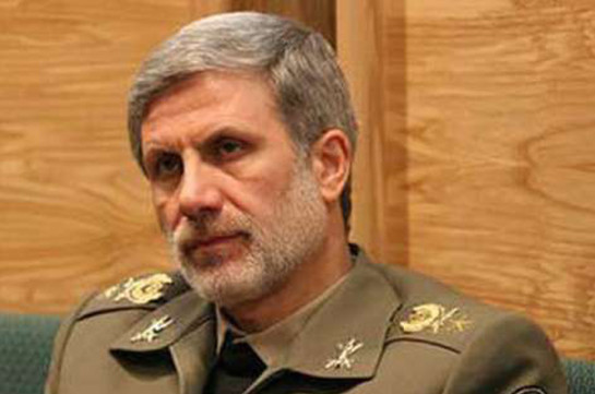 Министр обороны Ирана категорически отверг обвинения в атаках на саудовские НПЗ