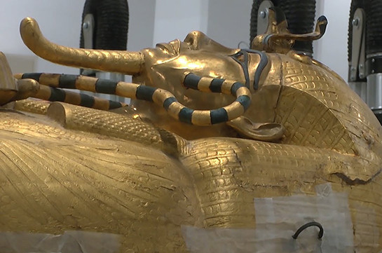 На саркофаге Тутанхамона восстановят позолоту спустя почти 100 лет после обнаружения (Видео)