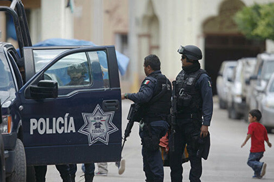 Մեքսիկայում անհայտ անձը դանակով հարձակվել է լրագրողի վրա