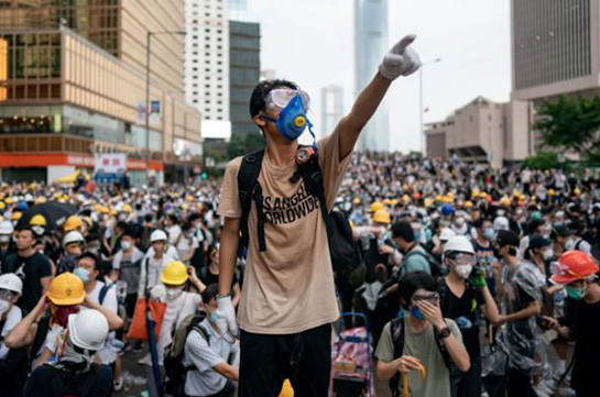 В Гонконге за время протестов задержали более 2,2 тысячи человек