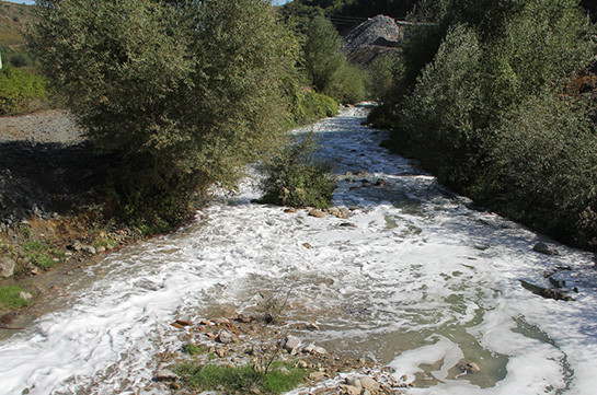 Syunik’s Voghji River polluted because of damaged tailing dam of one of plants