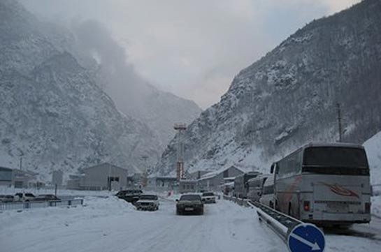 Mtskheta-Stepantsminda-Lars highway closed for traffic due to snow precipitation