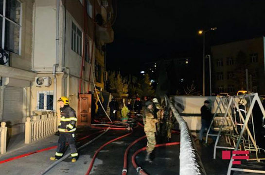 В Баку при пожаре в многоэтажном здании пострадали 11 человек