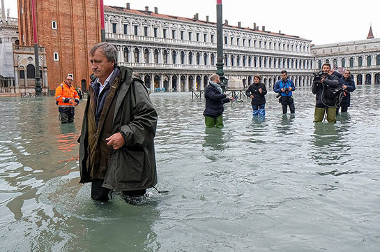Վենետիկի քաղաքապետը հայտարարել է ջրհեղեղի հետևանքով միլիարդ եվրոյի հասնող վնասի մասին