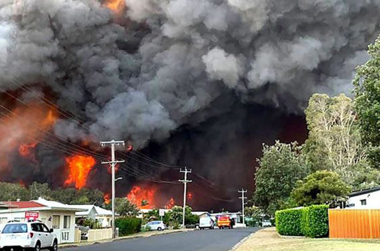 Australia fires: 'Catastrophic' alert issued to South Australia
