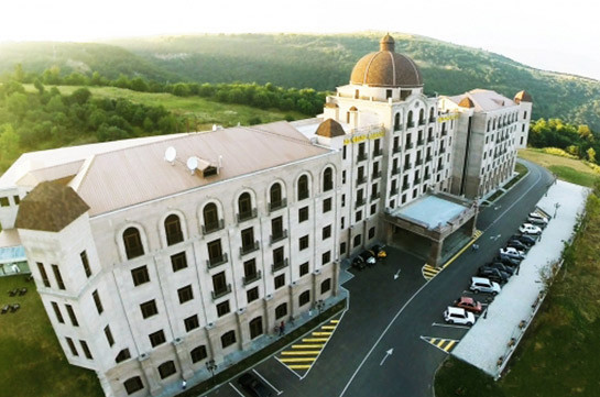 Tsakhkadzor’s Golden Palace to cost over 7,5 billion AMD, government to sell it via auction
