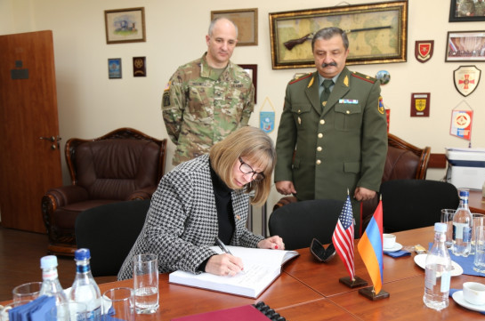 U.S. Ambassador visits Armenia’s Defense Ministry’s NDRU, highly values its effective activity