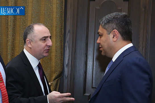 По делу о прослушке телефонного разговора между Артуром Ванецяном и Сасуном Хачатряном никто не задержан – СК Армении