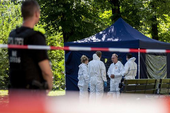 Berlin murder: Germany expels two Russian diplomats
