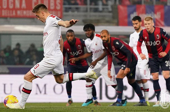 «Милан» одержал две победы подряд впервые с сентября