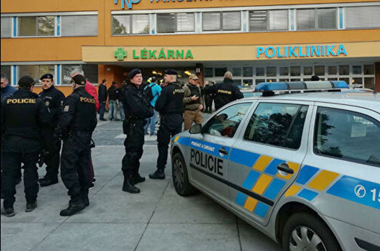 Четверо погибли из-за стрельбы в одной из больниц Чехии