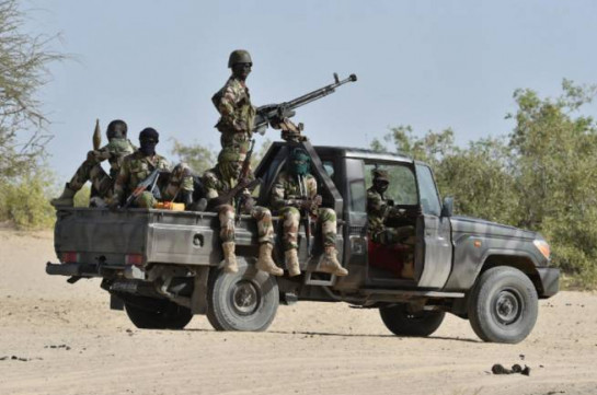 Նիգերիայում գրոհայինները զինվորականների քողի տակ մտել են քաղաք և սպանել 20 զինվորի