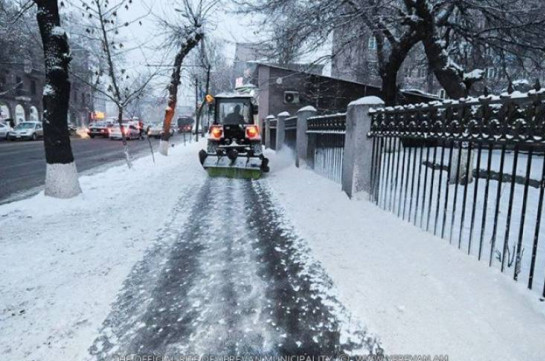 Snow-cleaning works carried out all night long: Luys faction head