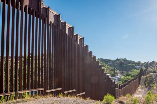 Трамп планирует направить $7,2 млрд на ограждение на границе с Мексикой