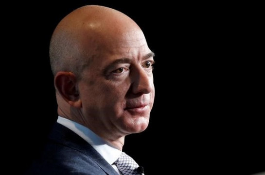 Amazon in India: Jeff Bezos announces $1bn Indian investment