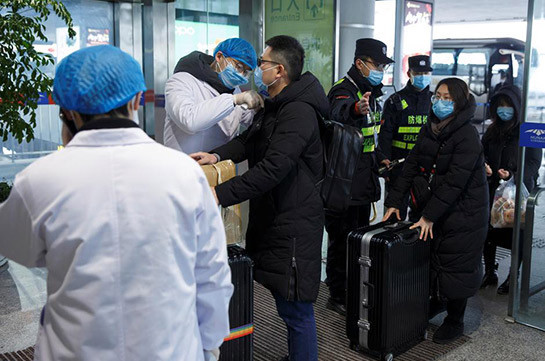 Coronavirus: Death toll rises to 81 as China extends holiday