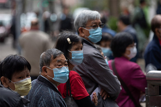 В Китае число жертв коронавируса выросло до 722 человек