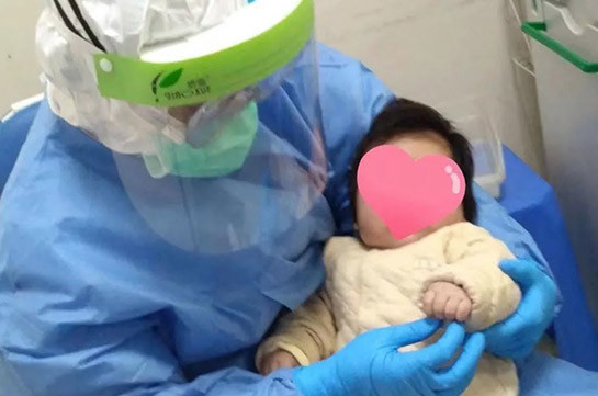 В Китае от коронавируса вылечили двухмесячного младенца