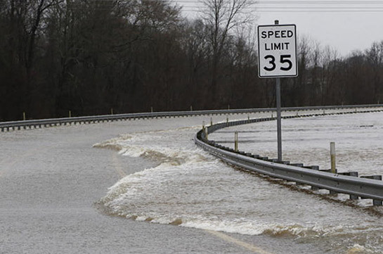 В штате Миссисипи объявлен режим ЧС из-за наводнения