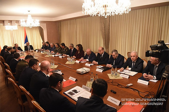 В Степанакерте состоялось совместное заседание Советов безопасности Армении и Карабаха