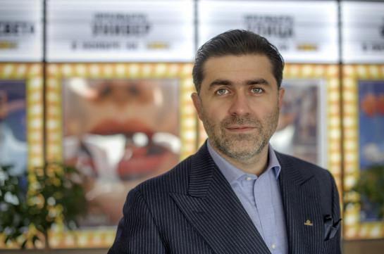 Արթուր Ջանիբեկյանը 44 տարեկան է․ ТНТ-ի աստղերը հայերենով շնորհավորել են իրենց ղեկավարին (Տեսանյութ)