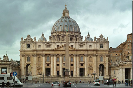 Главный собор Ватикана закрыли из-за коронавируса