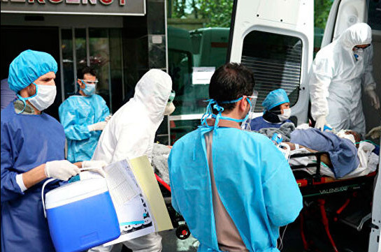 В Иране за сутки выявили 2715 новых случаев заражения коронавирусом (РИА Новости)