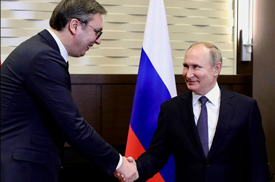 Президент Сербии поблагодарил президента России за помощь в борьбе против коронавируса