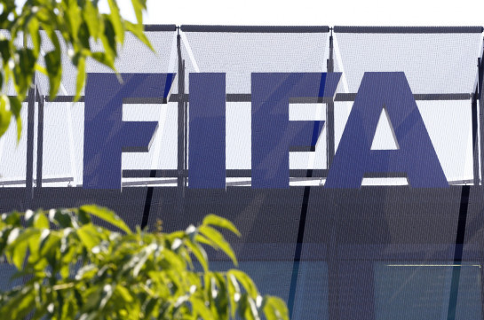 ФИФА может бессрочно продлить текущий сезон (Gazeta.ru)