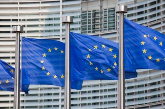 Еврокомиссия до 25 мая продлит дистанционную работу из-за COVID-19
