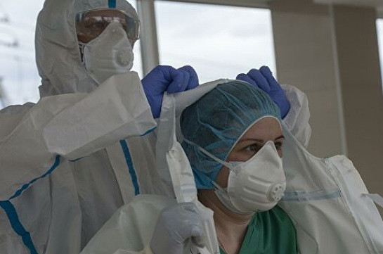 В России за сутки выявили почти 11 тысяч случаев коронавируса